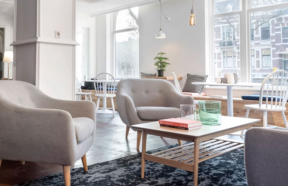 lounge room at hotel light